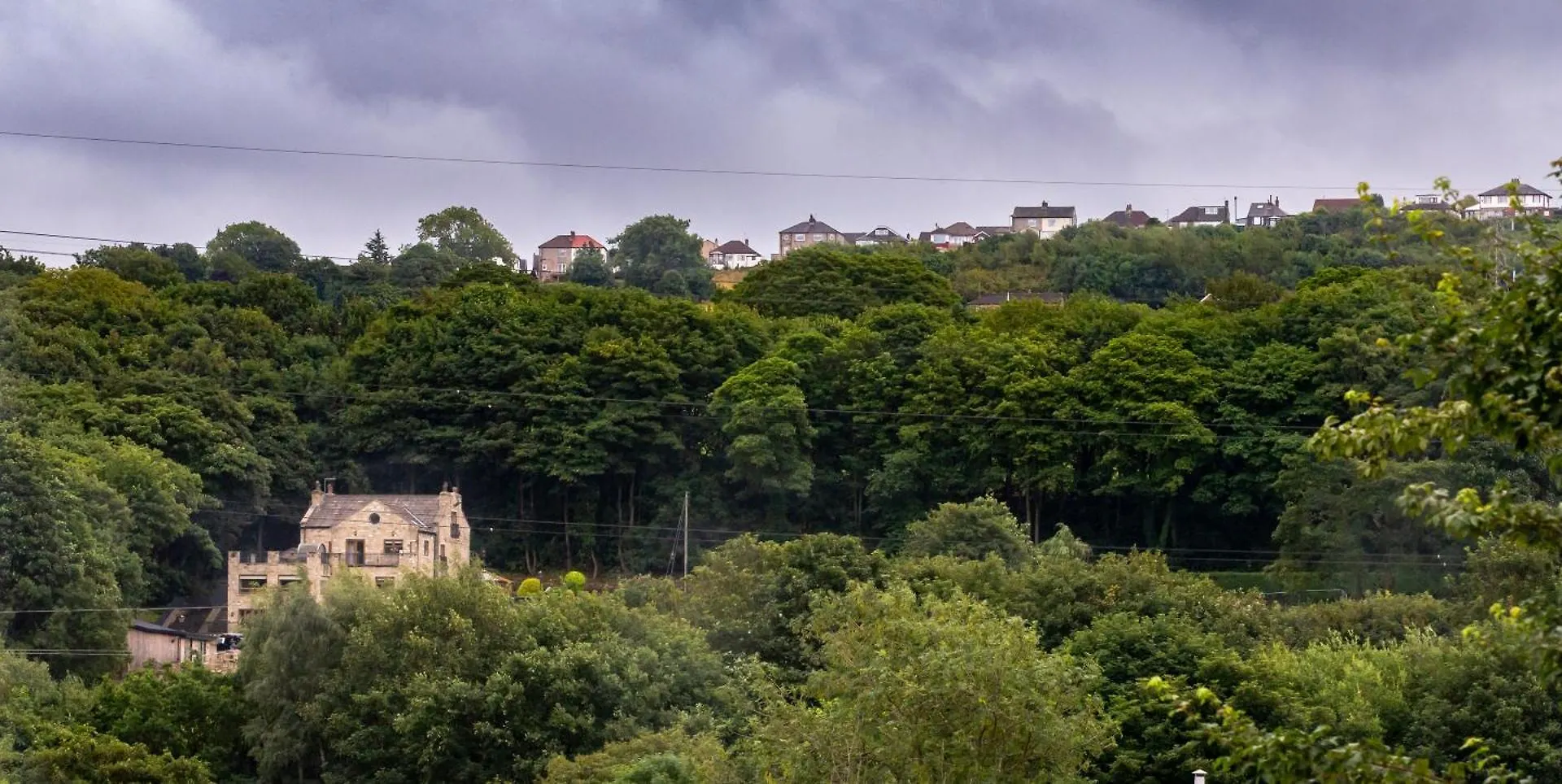 Willa Detached Luxury 6 Beds, Super Wi-Fi, Easy Parking And Hot-Tub Baildon Wielka Brytania